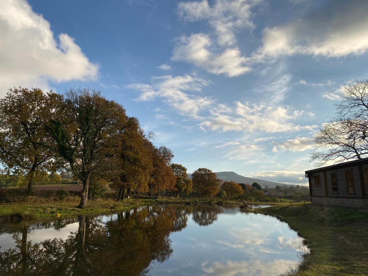 Redwood Lodge Ludlow Εξωτερικό φωτογραφία